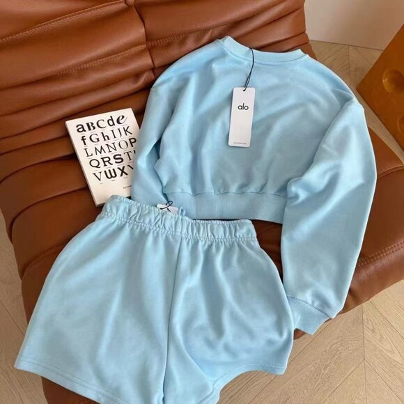 Alo Yoga Light Blue Minimalist Cropped Sweatshirt + Shorts Two-Piece Set, Size S - Picture 2 of 2